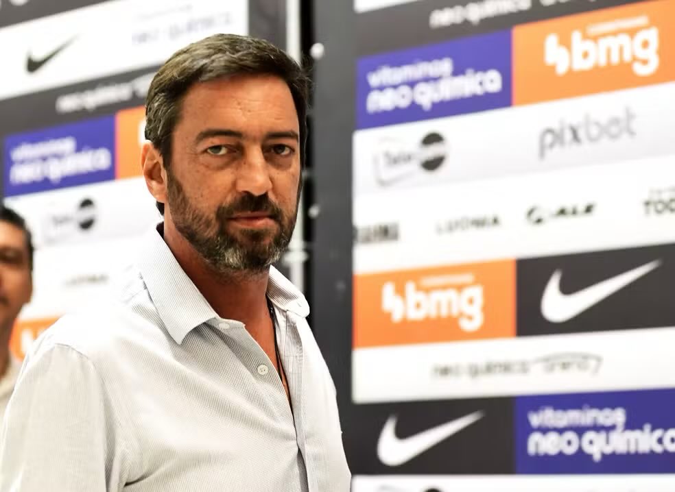 🚨 As últimas duas gestões do Corinthians estão sendo investigadas pela Polícia Civil de São Paulo por suspeita de lavagem de dinheiro dentro do clube. Os mandatos em questão são os de Andrés Sanchez (2018-2020) e Duílio Monteiro Alves (2021-2023). 

O Conselho Deliberativo do
