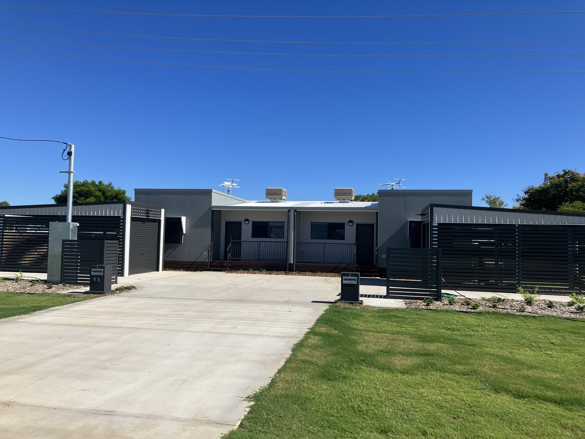 StevenJMiles's tweet photo. These are new modular homes across regional Queensland.

We built them in factories and shipped them out to get it done quicker.

And now we’re going to build a lot more – with a lot more funding in my first Budget as Premier. https://t.co/HNBU2Lqoan