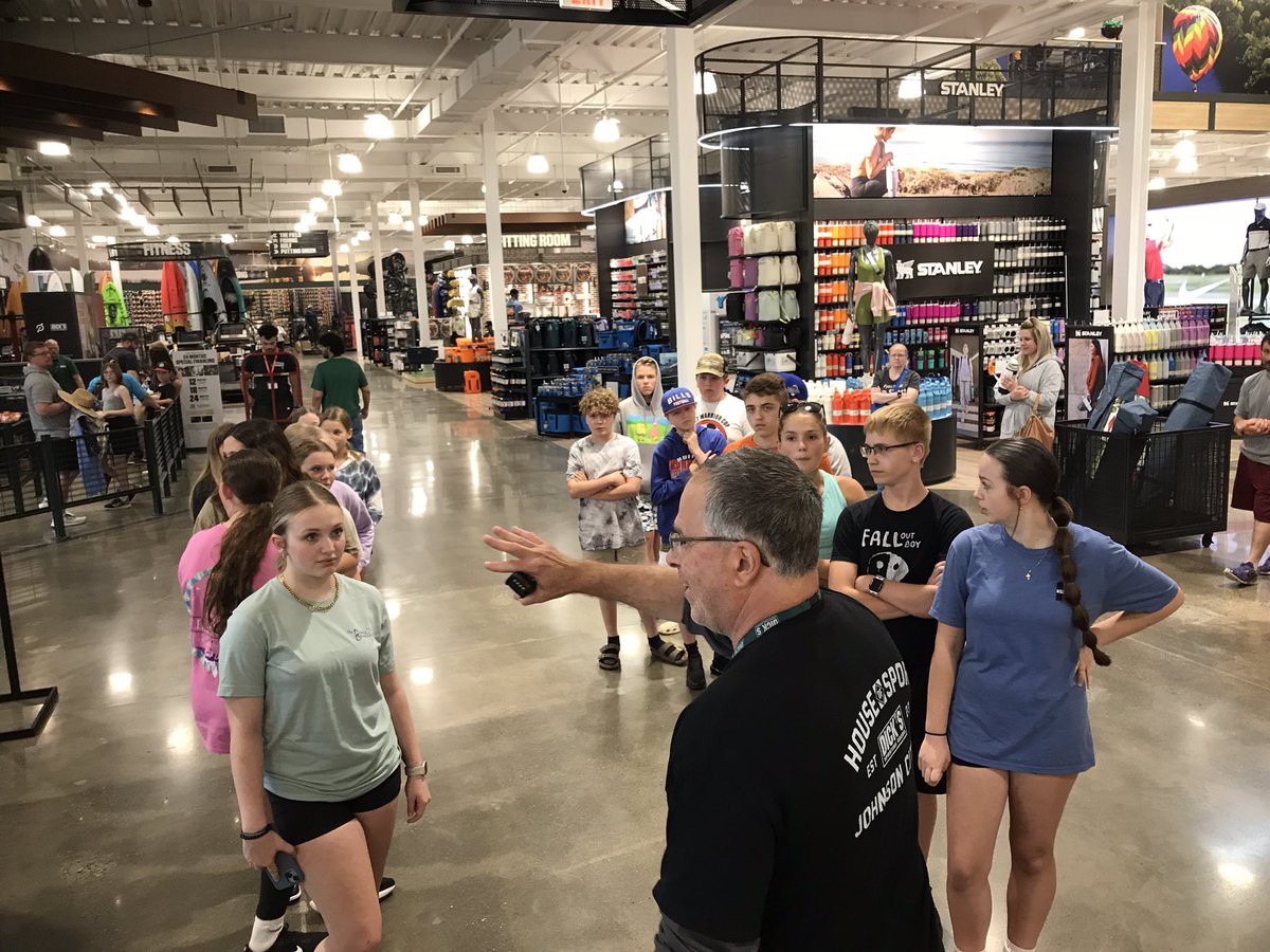 CVMS at House of Sports <a href="/larrydake/">Dr. Larry Dake</a> <a href="/CVCSDWarriors/">CV Schools</a>