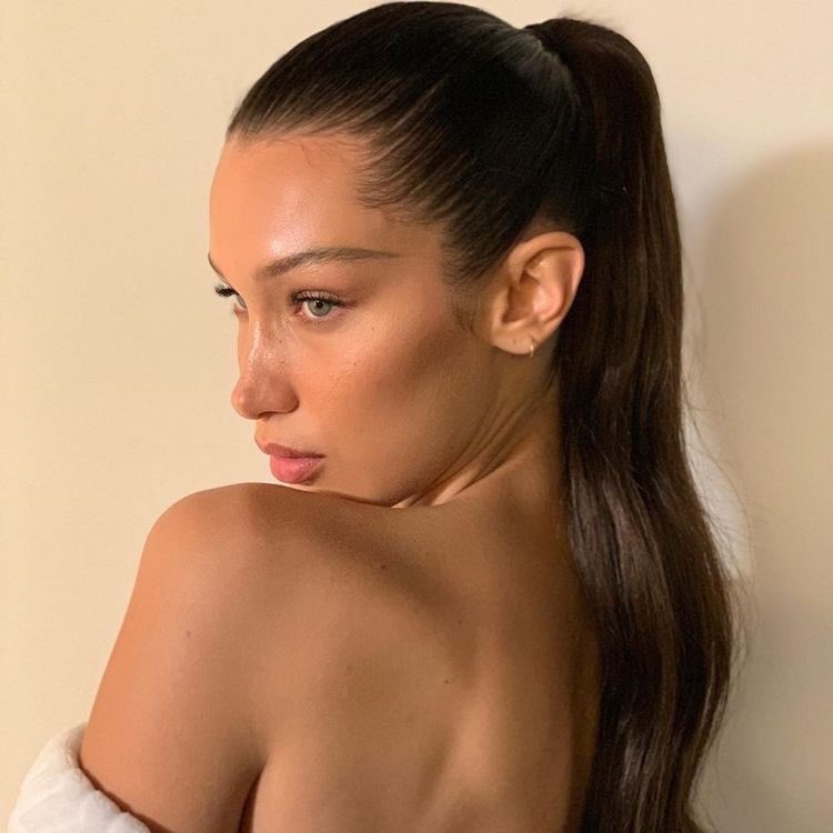 hadidfiles's tweet photo. bella hadid https://t.co/RyymEH92jw