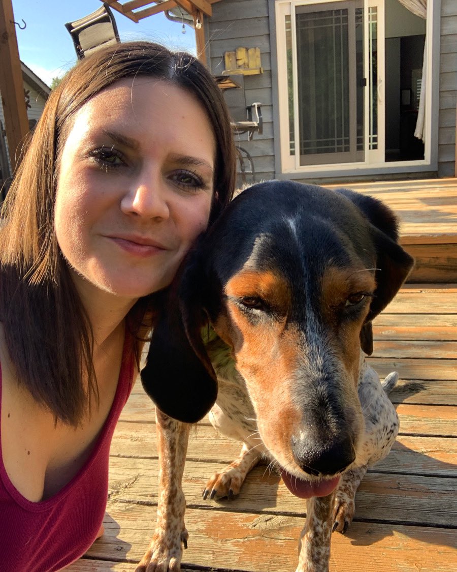 RickiCardi's tweet photo. My girl Millie and me, enjoying this sunny evening! 💖 https://t.co/6AiDSHuQdF