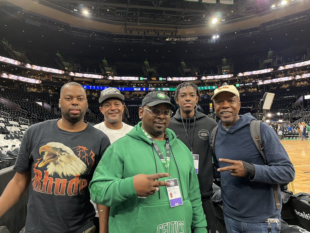 The End Zone86 tweet media