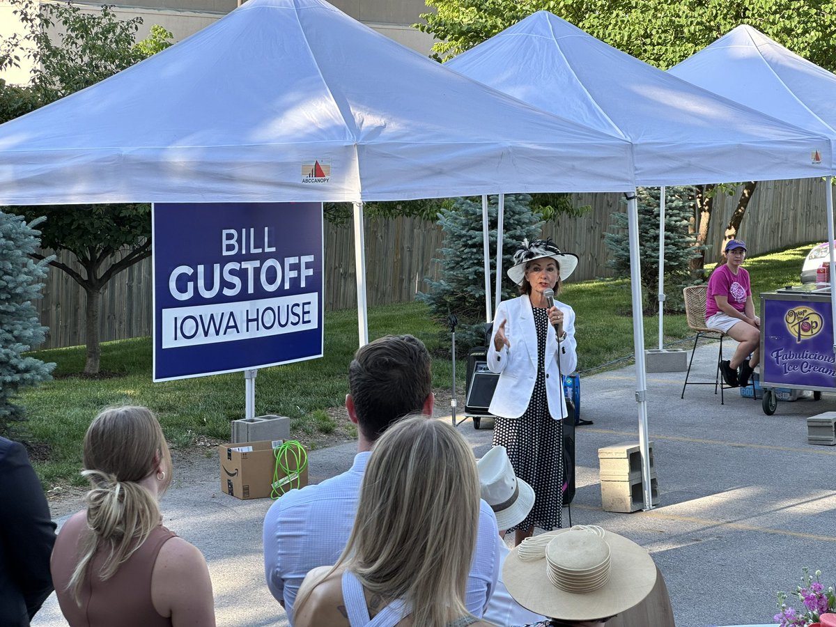 Big crowd tonight supporting my friend <a href="/BillGustoff/">Bill Gustoff</a> with remarks from <a href="/KimReynoldsIA/">Kim Reynolds</a>.