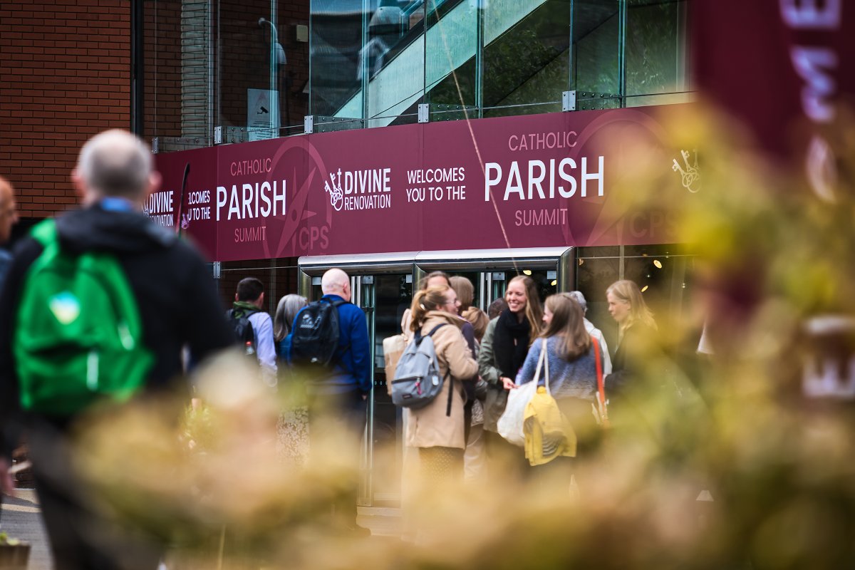 DivReno's tweet photo. Now THAT'S a wrap for day 1! What were your favourite moments? Let us know in the comments below. 😎 #CatholicParishSummit https://t.co/Cqzq5tVsx5