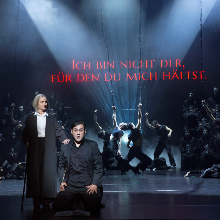 cassidycomposer's tweet photo. Stefanie Rhaue, Minseok Kim, ballet, opera choir at Theater Hof rehearsals for Patrick Cassidy's Dante - From Inferno To Paradise
Link to box office for premier June 15th, 2024
https://t.co/yjTomGN35A
Foto: Harald Dietz @cassidycomposer @TheaterHof1 @OperaDante
#PatrickCassidy #PatrickCassidyComposer #Dante #TheaterHof #VideCorMeum