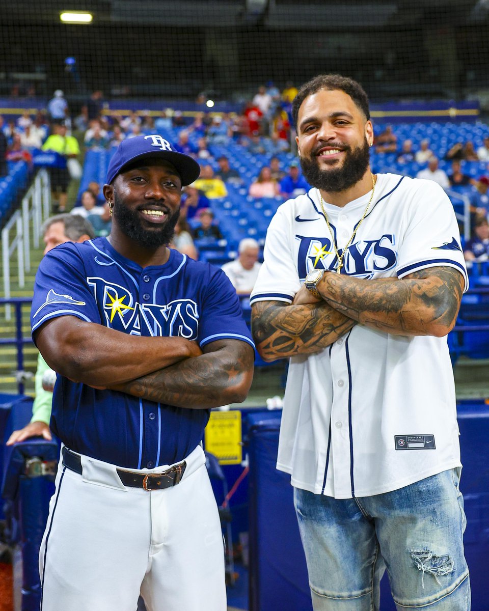 RaysBaseball's tweet photo. Fire the cannon, @MikeEvans13_!

#RaysUp 🤝 #WeAreTheKrewe https://t.co/fbXaKLYfMy