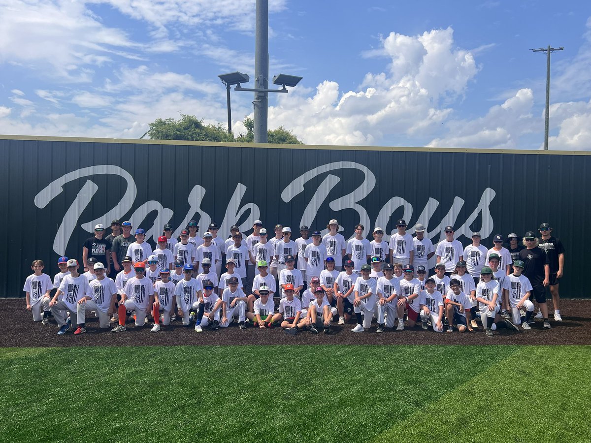 KPARKBaseball1's tweet image. It’s been an amazing 3 days of baseball! Thank you to the parents for allowing us to coach your kids! A big thank you to our volunteer coaches &amp;amp; managers for helping to make our camp run smoothly!  See you next year! Go Park!
#Family 

@HumbleISD_KPHS 
@KPARKmedia 
@kphsasbc