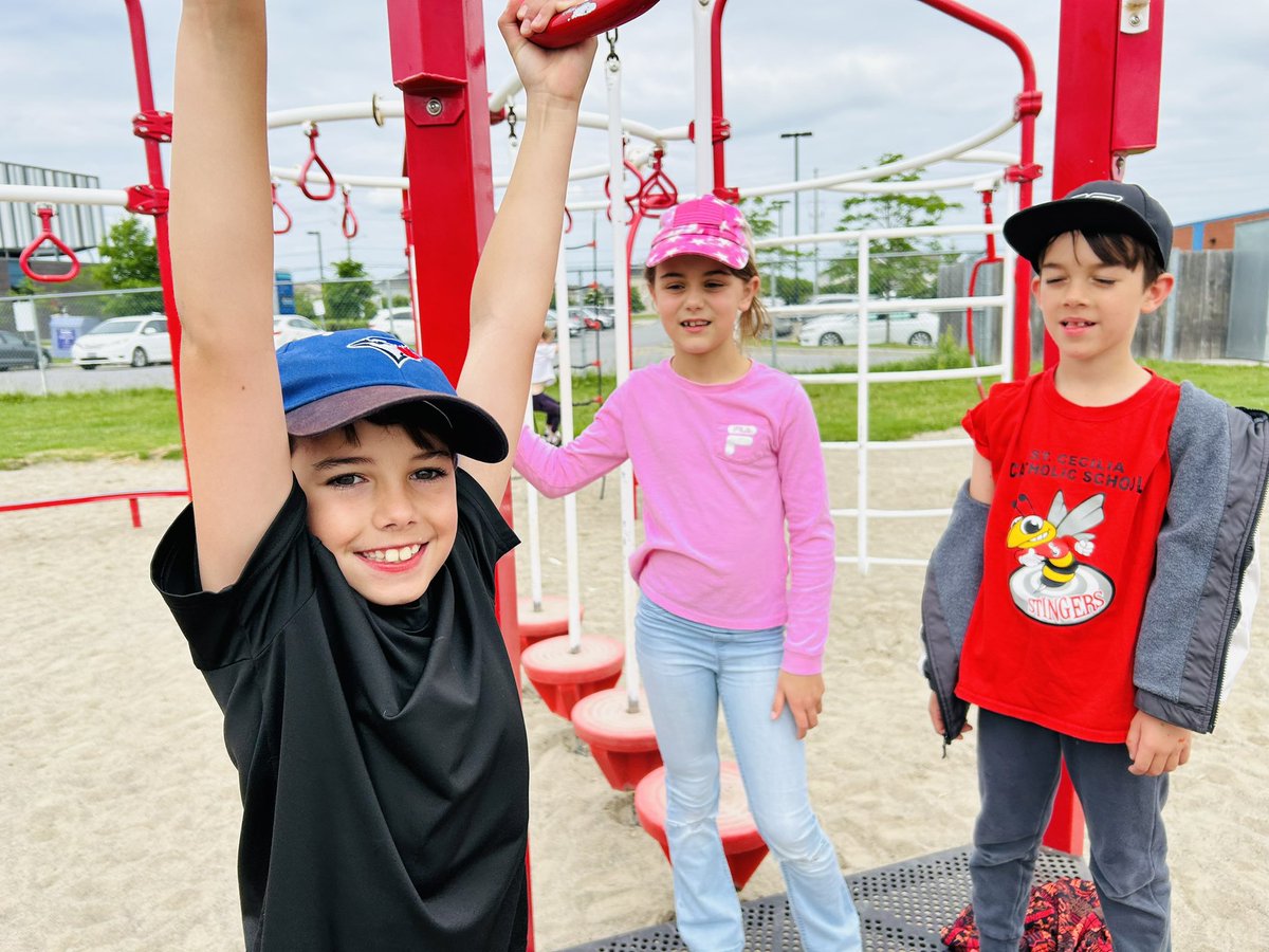 H Hughes tweet media