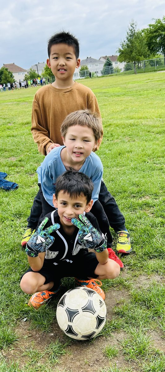 H Hughes tweet media