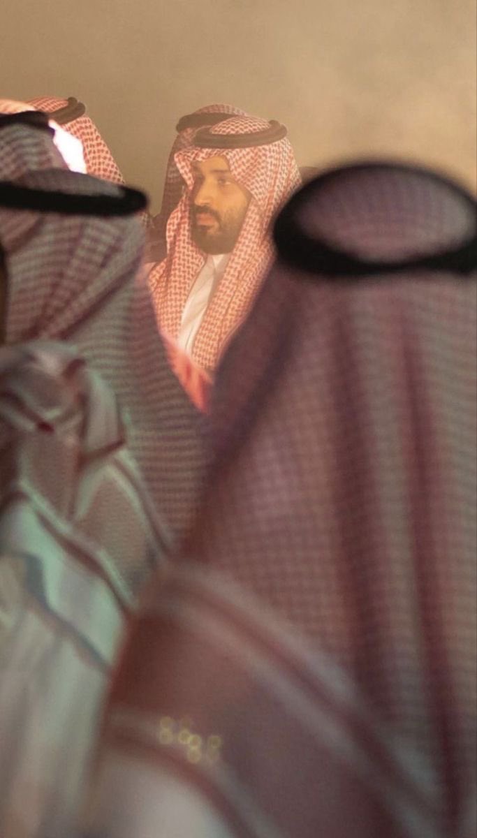 bes_o1's tweet photo. #محمد_بن_سلمان تشرف أي حد عشان راجل بجد 🤍 الله يطول في عمره ويخليه حولنا ومعنا 🇸🇦 https://t.co/LBAqOkc63o