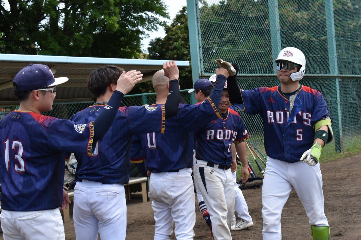 rods_30's tweet photo. 〜活動報告〜

6/9 大津公園 OP戦
ROD'S第21戦

今季３度目となるZASETTSU様との試合は、両軍合わせて21得点、8本の本塁打が飛び出す乱打戦となった

両翼87m センター100mと広い球場ではないとはいえ、両チームとも良く打ちました！

横須賀も複合バットが禁止になる日も近いかもしれない…
#レガシー https://t.co/UN4Cg5HvsA