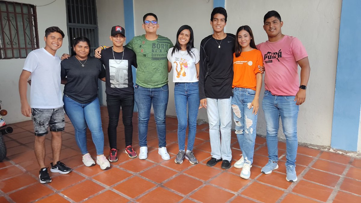 #12junio La juventud Apureña sigue activa dando pasos firmes. Como cada semana realizamos una reunión planificando las próximas actividades juveniles en nuestro Estado #Apure. Organizados para mañana a la zona 17. Vamoscontodo

 <a href="/ADOrganizacion_/">AD Organización Nacional</a> 
<a href="/JAD_Venezuela/">Juventud de AD</a> <a href="/JovenesConVzla_/">JóvenesConVzla</a>