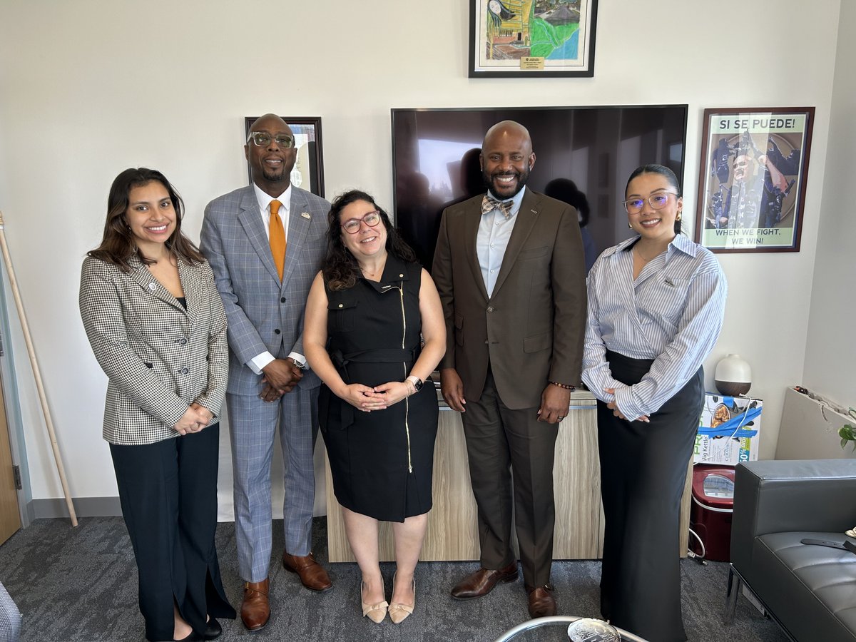 First5LA's tweet photo. Thank you, @AsmMikeGipson, for speaking with the #First5LA Team including Commissioner @almaecortes, about the importance of investments needed to strengthen #earlychildhood systems of support to ensure all #CAChildren and families continue to have what they need to thrive. https://t.co/xorzoVybKk