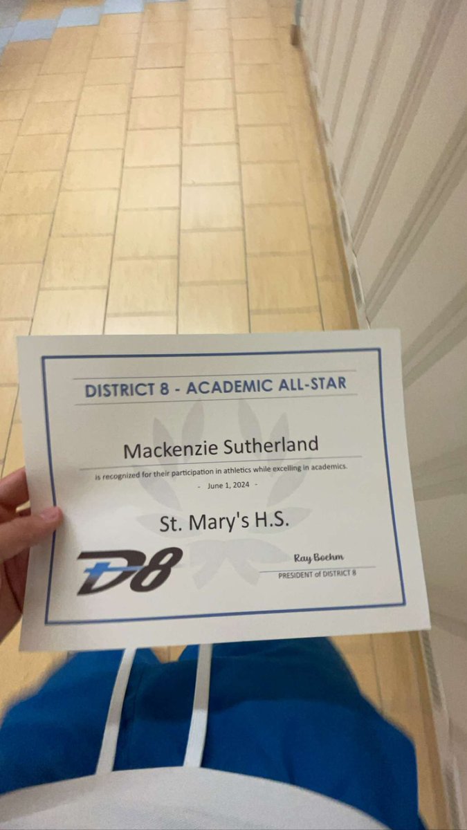 Mackenzie Sutherland ⭐️ tweet media