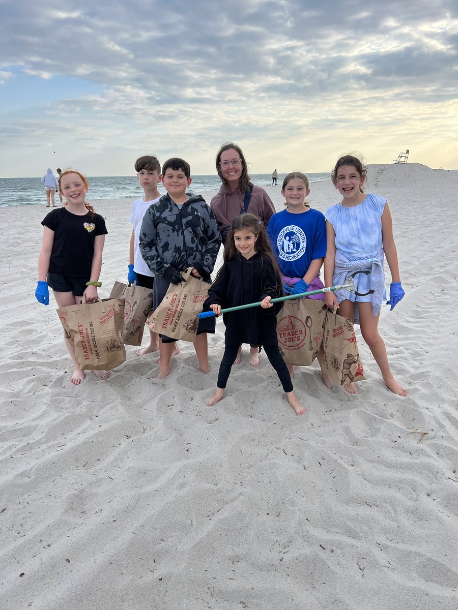 Doing their part!!!
These 4th grade Project Extra students are cleaning up our beaches!