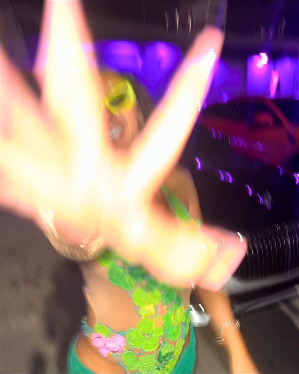 I like good girls BUT I LOVE LOVE LOVE BAD BITC@3$! 🌞🌵🏆