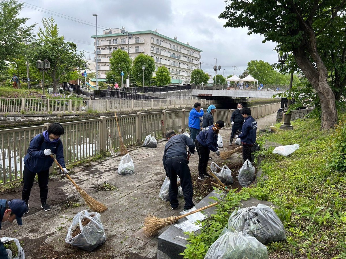muroran_rac's tweet photo. We participated in the annual cleanup activity along Chiribetsu River in Muroran! We were very delighted to receive a lot of participation this year! The weather was good and chilly, making it nice to clean and enjoy the view of the river!

#室工 #室蘭 #室蘭北ローターアクトクラブ https://t.co/TEkyHwpFbZ