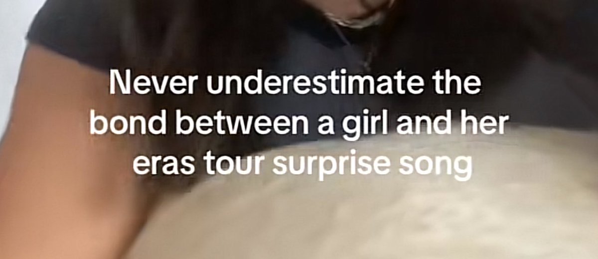 thisloml's tweet image. what was everyone’s surprise song if you went to the eras tour
