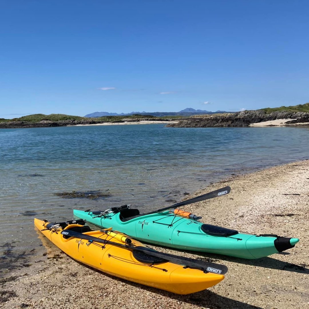 PakayakKayak's tweet photo. The beauty of Scotland! 🇬🇧🚣♂️ Our #PAKMember Susan J. is living the dream. https://t.co/VUADxXyNWM