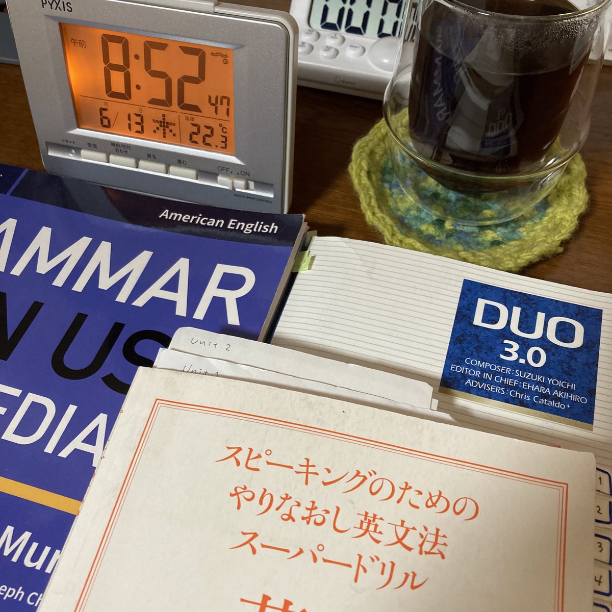 Minato28359037's tweet photo. おはようございます。
本日の学習予定👉
🔹基本3点セット(語彙、文法)
🔹ラジオ英会話
🔸QQEnglish
老犬事情により、お散歩カートのお尻位置は新聞紙です😅
#英語学習
#GrammarInUse
#秘密結社老犬倶楽部 https://t.co/g2NddvTlRO