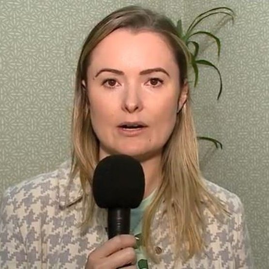 NP__Oficial's tweet image. 🚨 Atenção: l Deputada Júlia Zanatta aciona MPF contra líder do PSOL após ser chamada de feia. Qual a sua opinião?