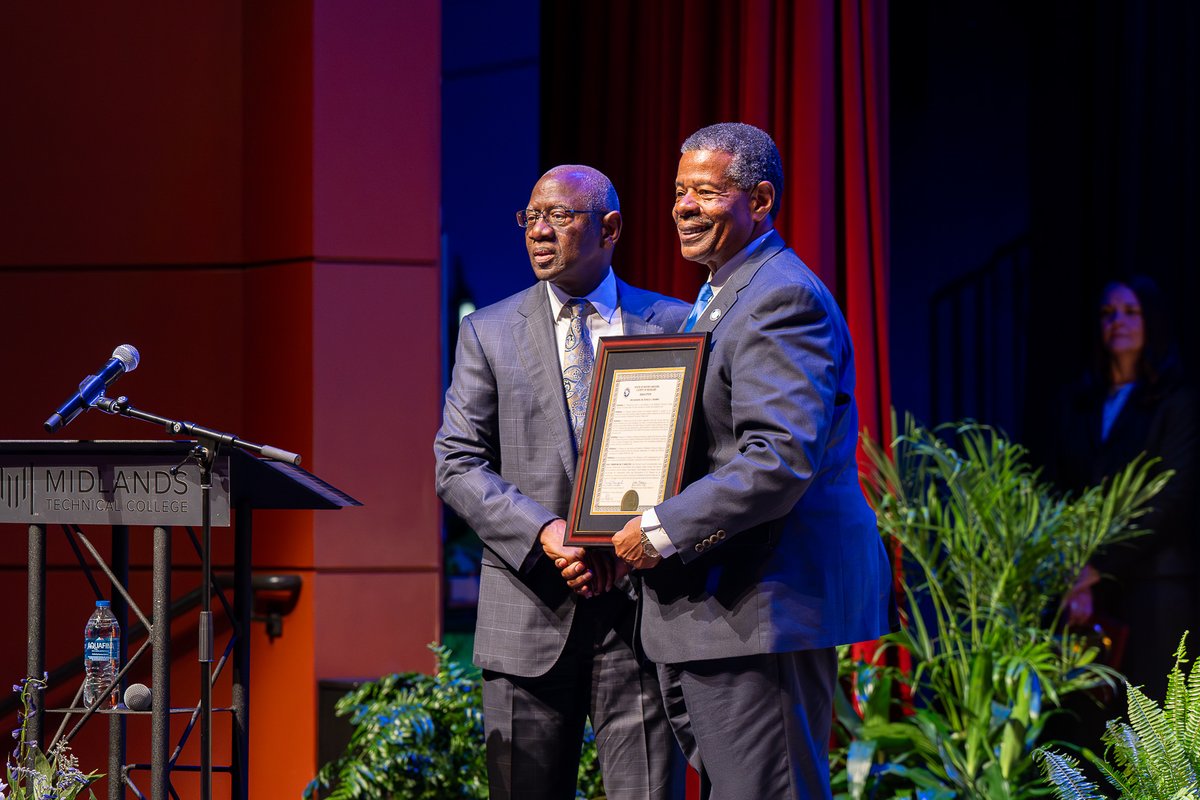 RichlandSC's tweet photo. @MidlandsTech (MTC) held a retirement celebration Tuesday for its former president, Dr. Ronald L. Rhames, at the college’s Harbison campus.

For all you have done to enrich the education for students in Richland County, thank you, Dr. Rhames👏🏼!

#Farewell #MTC #RichlandCountySC https://t.co/cNdnmiV8mp