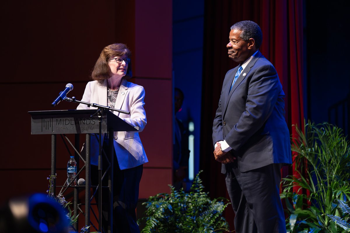 RichlandSC's tweet photo. @MidlandsTech (MTC) held a retirement celebration Tuesday for its former president, Dr. Ronald L. Rhames, at the college’s Harbison campus.

For all you have done to enrich the education for students in Richland County, thank you, Dr. Rhames👏🏼!

#Farewell #MTC #RichlandCountySC https://t.co/cNdnmiV8mp