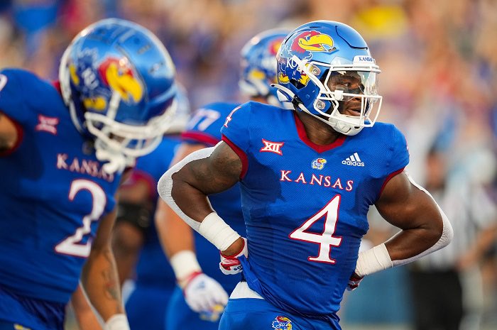 Devin Holt tweet media
