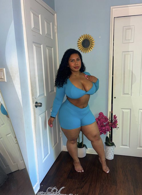 I got what you need in ya life 🦋💫 https://t.co/kOigrky2n5