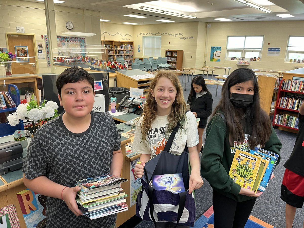 Tara Sanz tweet media