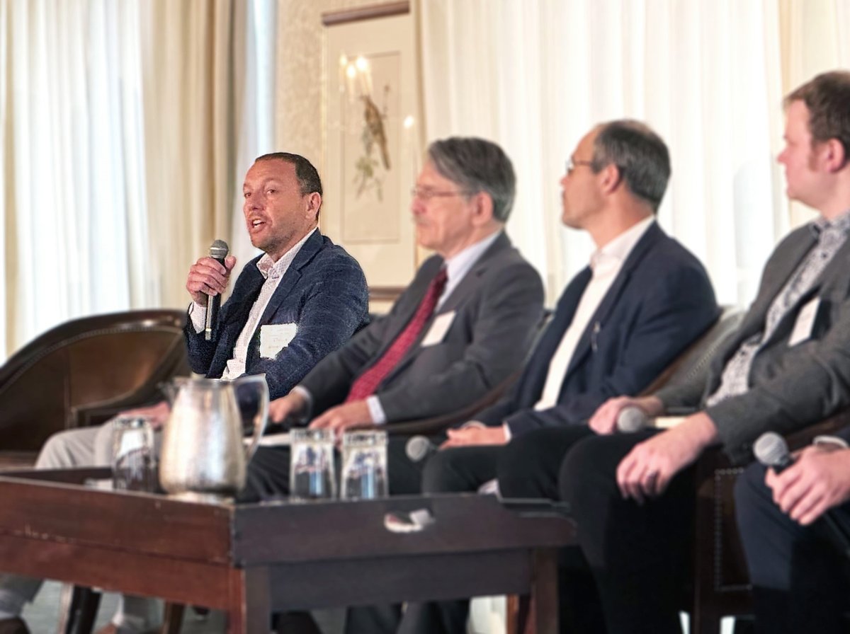 It’s Fusion Day in Canada! 🍁
We're shaping Canada's #fusionenergy future with global experts. We’re proud to be a longstanding leader in Canada’s fusion ecosystem, teaming up with academia &amp; industry to advance our tech. Together we're driving Canadian fusion energy development!