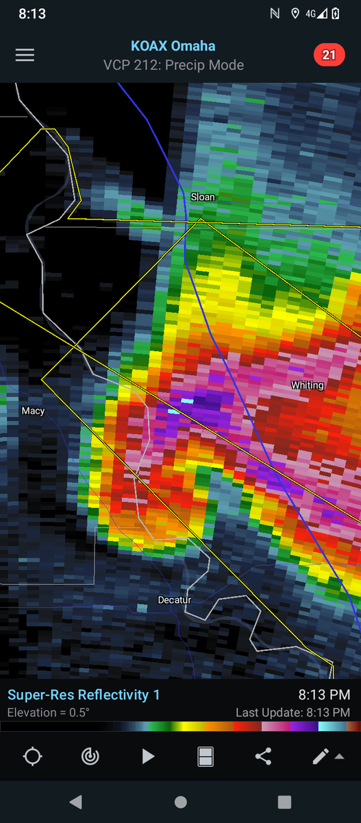 Wow Iowa! Is that 80 dBZ! #IAWX 3in+ hail observed. Possibly larger based on radar.