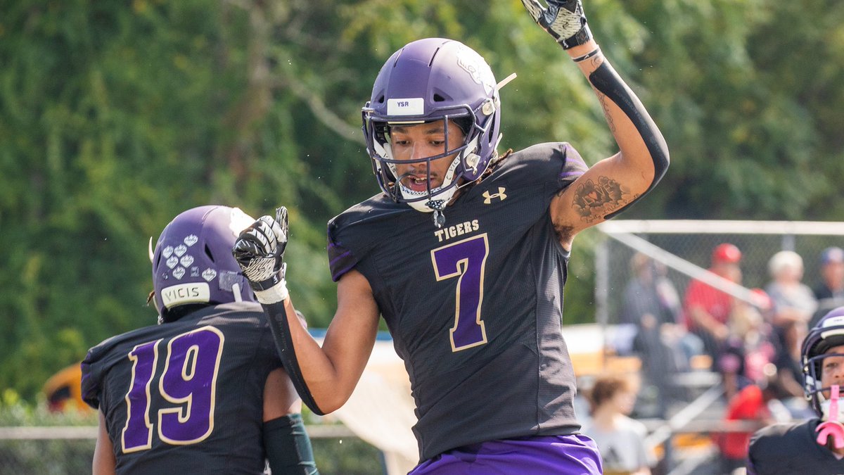 Blessed to receive my First Offer to play college football from Sewanee‼️
<a href="/CoachMacSewanee/">Andy McCollum</a> <a href="/bobbybentley/">Bobby Bentley</a> <a href="/FootballBga/">BGA Football</a>  #bgafootball #bgalife