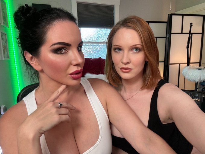 Going live with @DominaSnowNSFW Come play with us https://t.co/0jz1myE54m https://t.co/V6D0nDjEEn<a class="tags" href="/tag/dominasnownsfw">@dominasnownsfw</a><a href="/tag/newprofilepic"class="tags"><span>#newprofilepic</span></a>