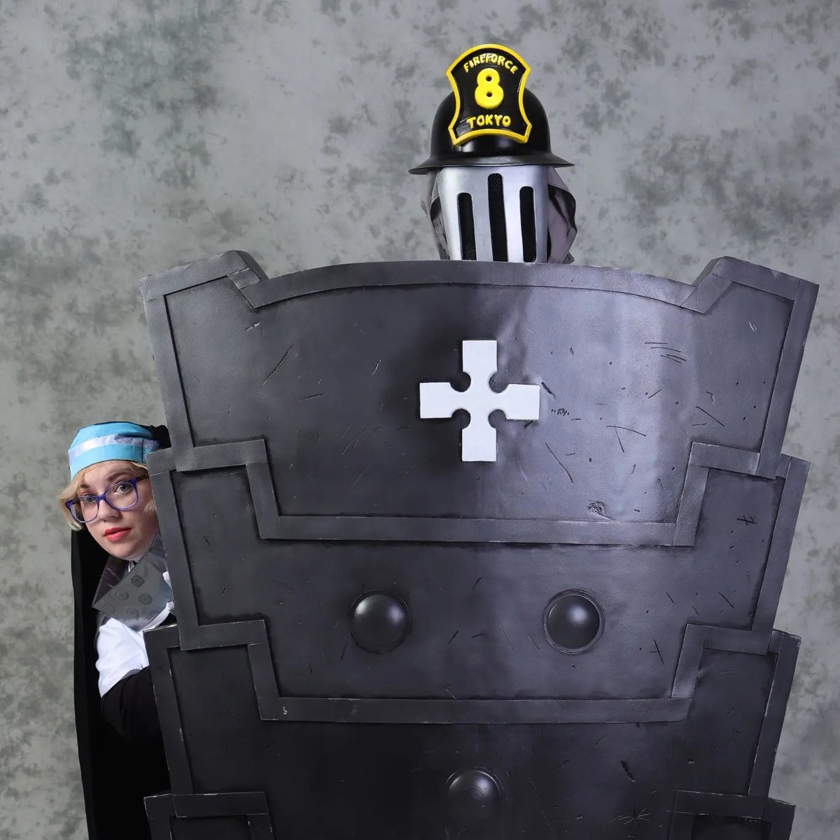 TeamNeonLive's tweet photo. Commander Obi there! Special thanks to @soniccwind for joining me as Sister Iris! These pictures were taken by DCM Cosplay, and you can find them on Facebook! It's definitely the biggest prop we have ever built! I couldn't have done it without friends!
#Fireforce #zenkaikon2024 https://t.co/SY6LvXWQzf