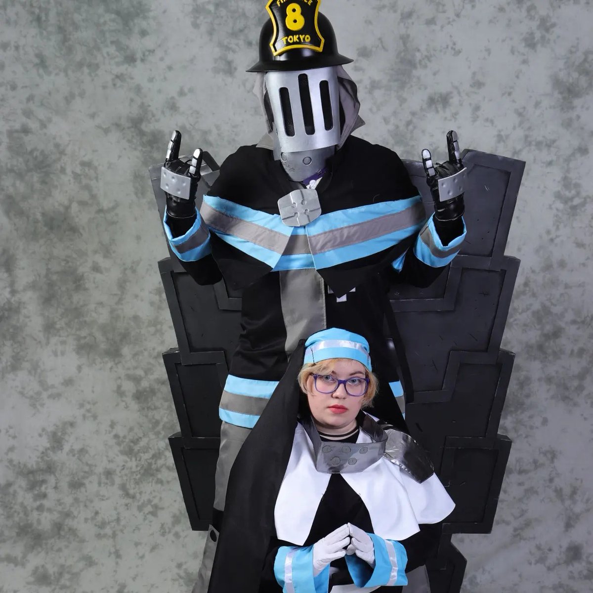TeamNeonLive's tweet photo. Commander Obi there! Special thanks to @soniccwind for joining me as Sister Iris! These pictures were taken by DCM Cosplay, and you can find them on Facebook! It's definitely the biggest prop we have ever built! I couldn't have done it without friends!
#Fireforce #zenkaikon2024 https://t.co/SY6LvXWQzf