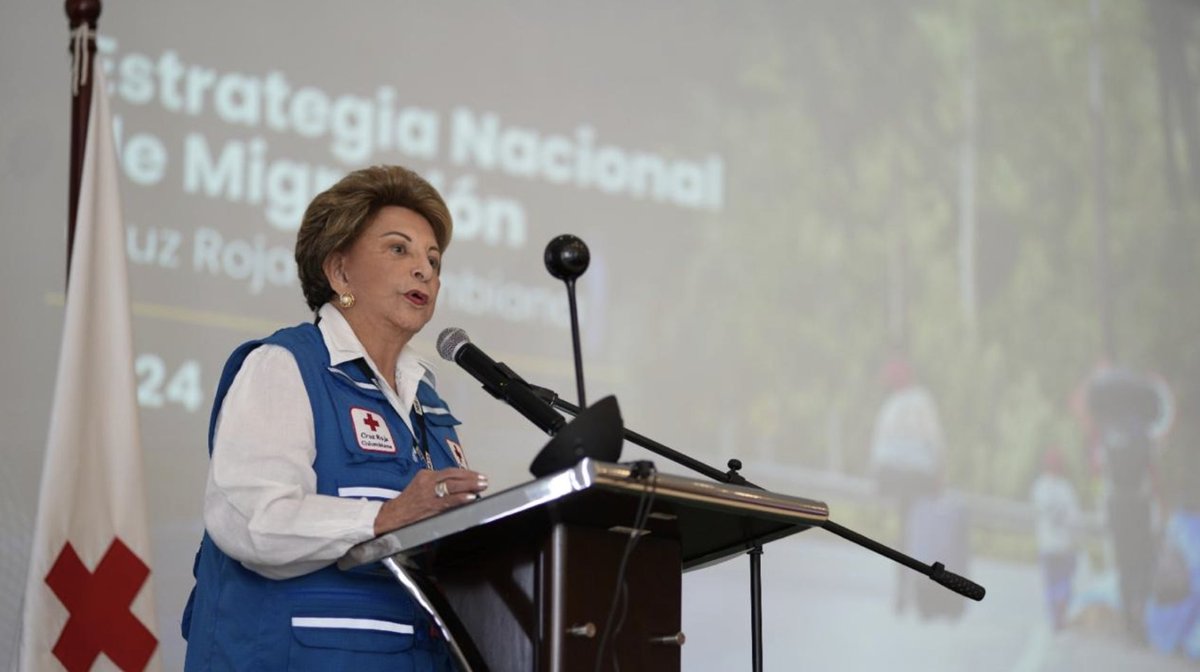 APCColombia's tweet photo. ¡Hoy asistimos al lanzamiento de la Estrategia Nacional de Migración de @cruzrojacol 2024-2030! Una iniciativa integral para garantizar atención pertinente, eficaz y participativa a personas migrantes, promoviendo sus derechos y aportando a su inclusión en comunidades de acogida. https://t.co/AEWJOa0MaR