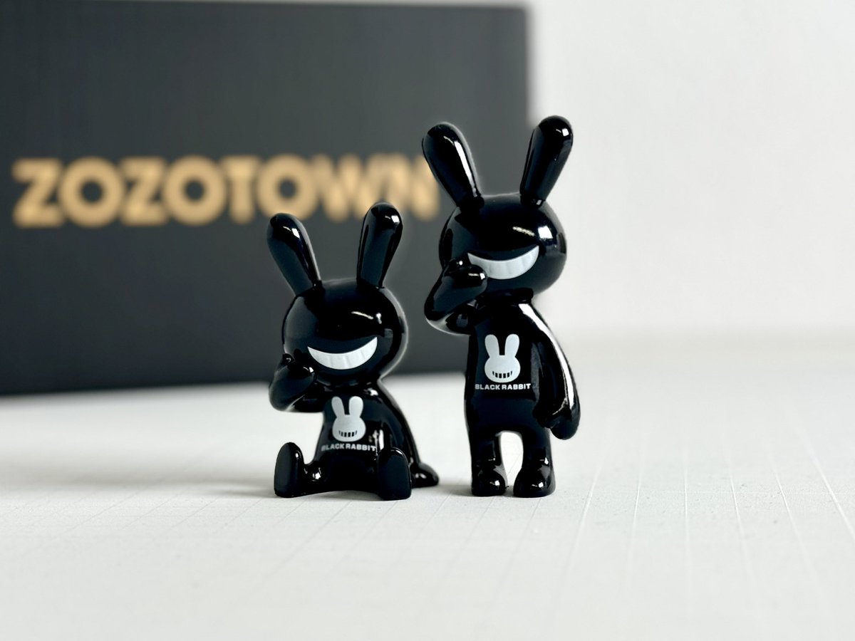 Post by ZOZOTOWN on X: 👀