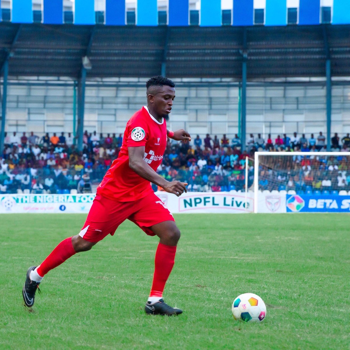 Rangers_Intl's tweet image. 📸 Every moment was intense! 
Not our best result, 
but the effort was undeniable. 🔥 

#PassionAndGrit #MatchRecap
#NPFL24 #MatchDay36
#HistoryTogether #NeverSayDie⚽️🏆