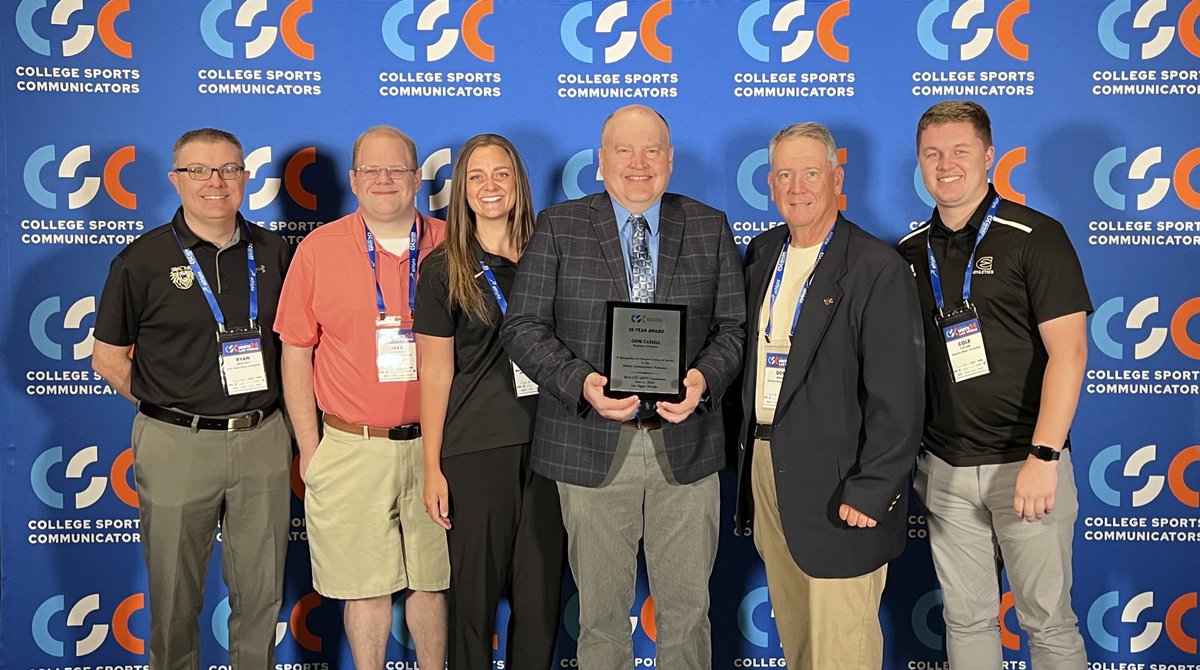 TheMIAA's tweet photo. A handful of MIAA communication professionals attended the CSC Convention this week in Las Vegas. 

Congratulations to Washburn’s Assistant AD Gene Cassell on being honored with the CSC 25 Year Award! 

#CSCUNITE24 https://t.co/x0bEpeGkBL