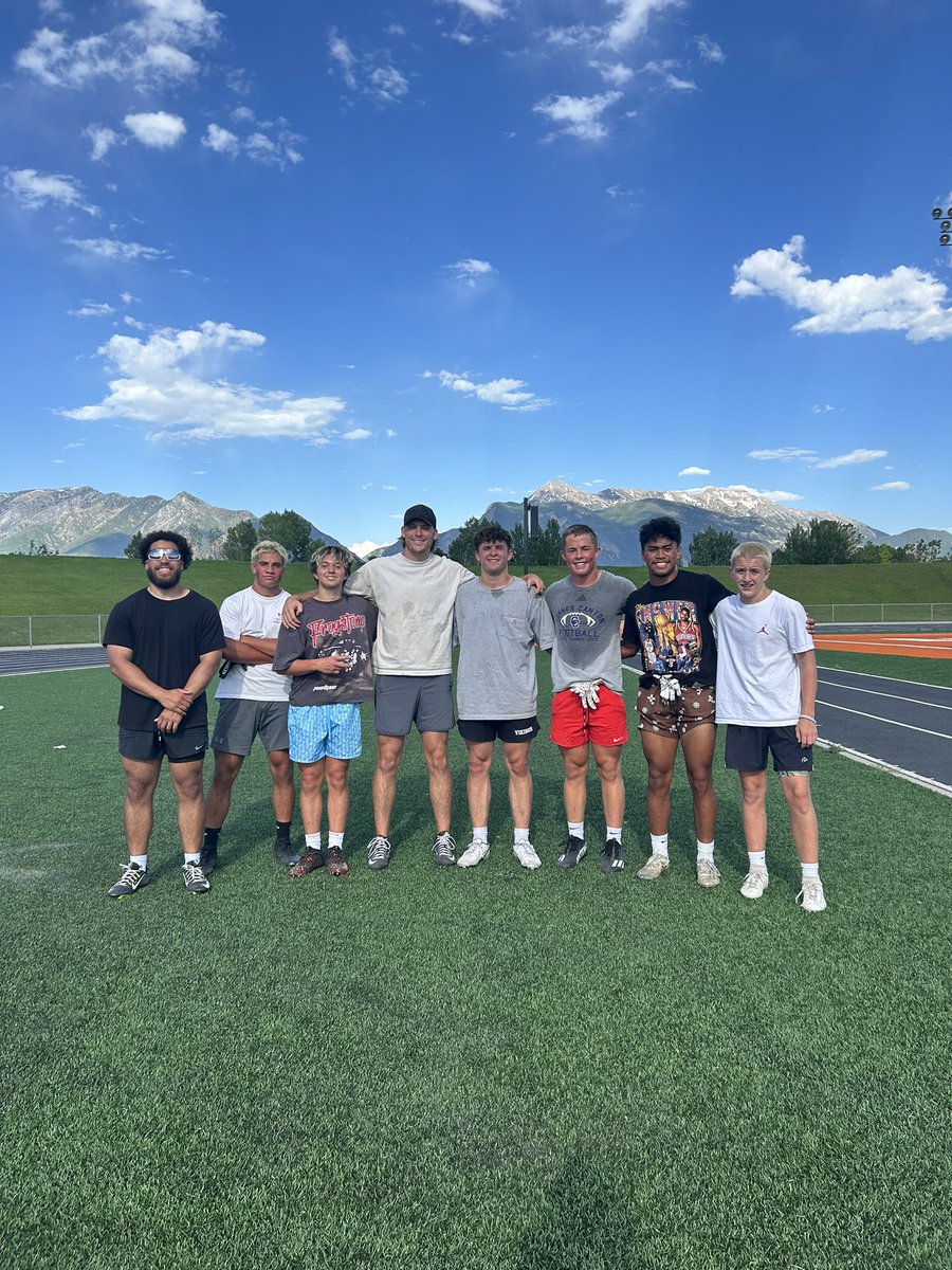 Day 3 ✅

<a href="/P_Whatcott/">Preston Whatcott</a> 
<a href="/christianher27/">Christian hernandez</a>
<a href="/JaedenWright1/">Jaeden Wright</a> 
<a href="/TatePatterson7/">Tate Patterson</a> 
<a href="/JaydenTala45/">Jayden Talauega</a>