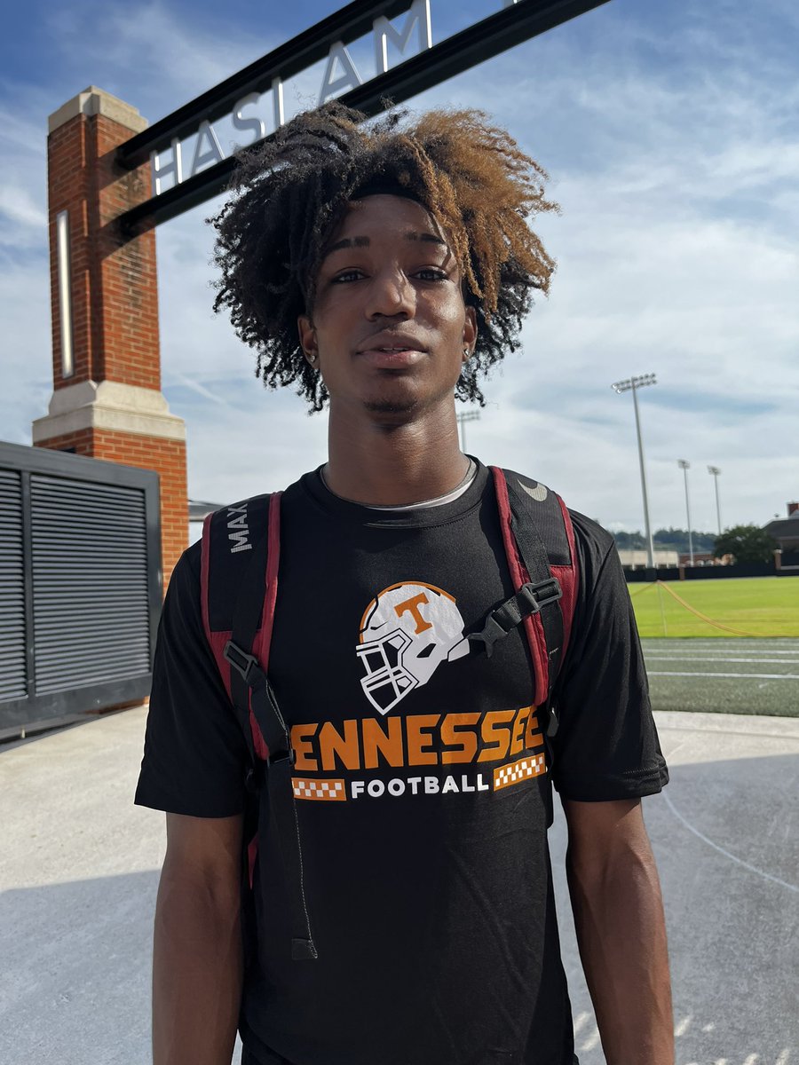 lockins6x's tweet photo. Thank you @Vol_Football for a great Camp experience. @coachjoshheupel #lockins6x #forthelegacy #unbreakablebond https://t.co/0BQZSJaNAa