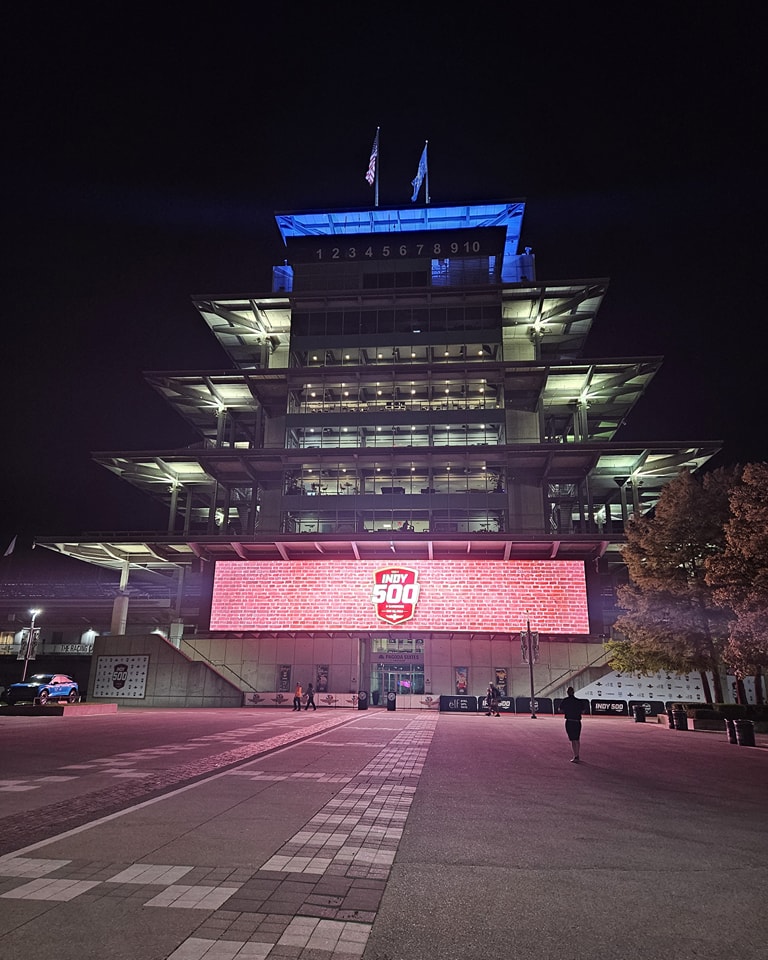 AMAUNOH's tweet photo. 🌟 Some of our AMA members had the privilege to intern at the historic Indianapolis Motor Speedway during the Month of May! 🏎 Tyler, Evan, Derek, Gabe, Hannah, Kaleb, you guys all did a phenomenal job, and we hope the experience was monumental! 🏁 https://t.co/82Qqwzd1h4