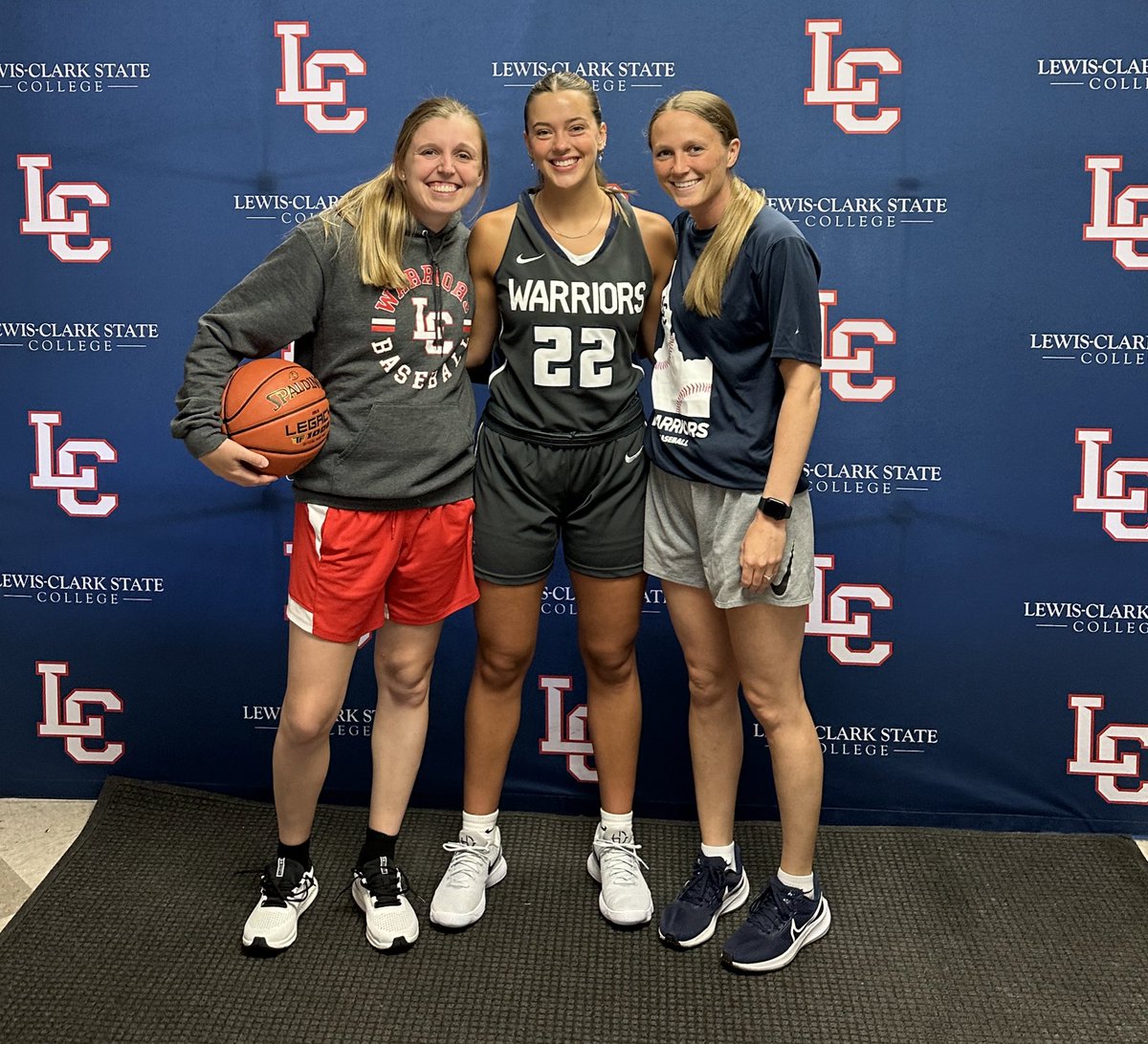 Warriors getting better every day. Tessa is going to make a huge impact! Excited for the leadership she is going to bring and I know she is adding to our #traditionofexcellence. 🏀💪🏻