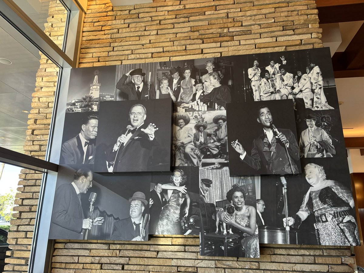 The wall of fame in my hotel seems to have a lot of classic <a href="/shure/">Shure</a> mics
#InfoComm24