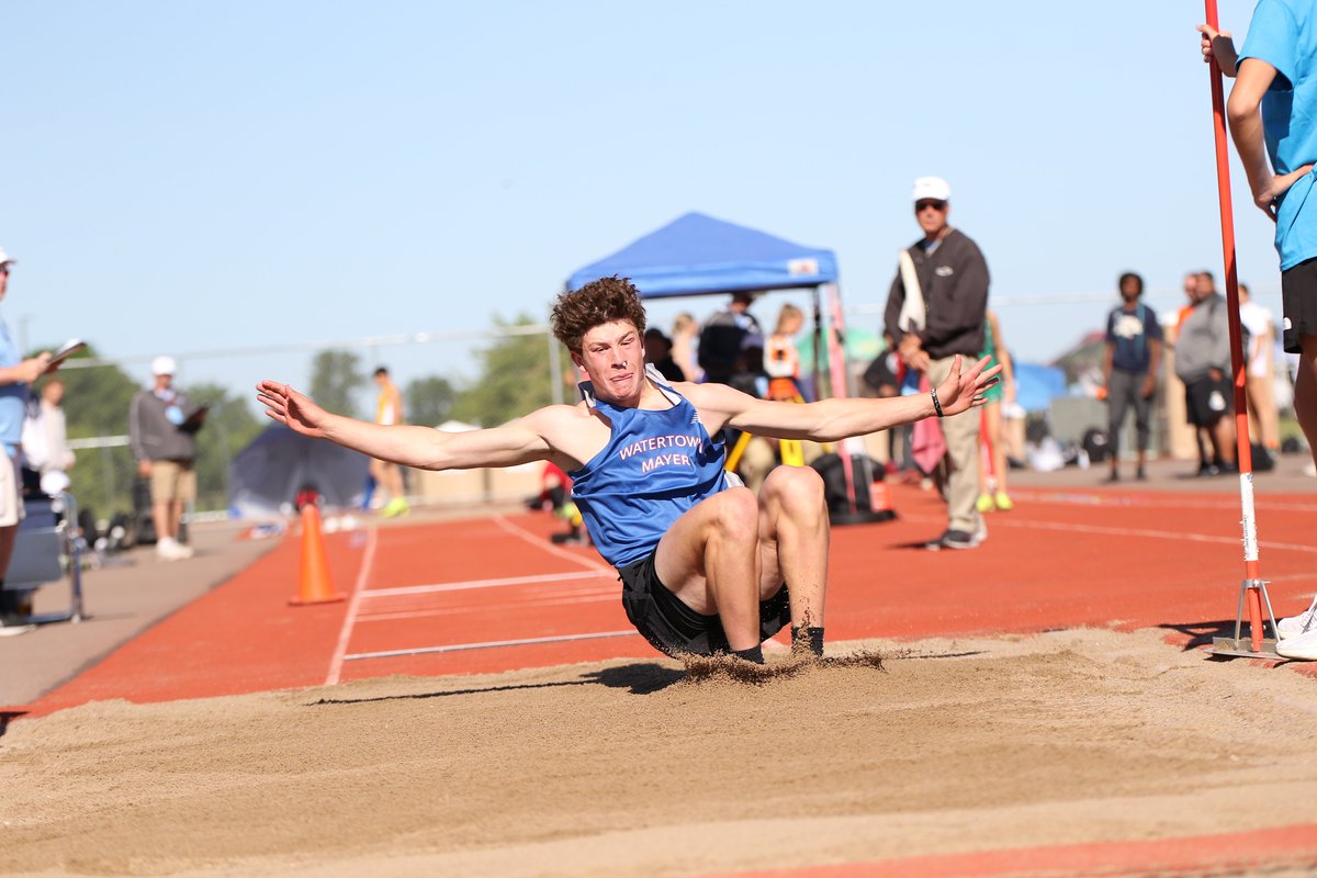 “This experience fuels me to come back next year and compete for the number one spot."

W-M’s Schmidt feels right at home in state meet debut #HJSports
herald-journal.com/articles/heral…