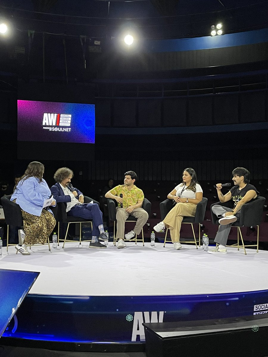 roastbrief's tweet photo. @SMWMexico @HistoriaPTontos @Pinterest @MDLZ @SonyPicturesMX @Tinder En el marco del segundo día de @SMWMexico grandes creadores de contenido se unieron con @CulturaColectiv para dialogar sobre la evolución y la sofisticación de la economía de influencers / creadores de contenido. 💵🌟✨
#SMW
#SMWMexico
#CreatorsAndBeyond
#CoberturaRoastbrief https://t.co/teZ05B7q4w