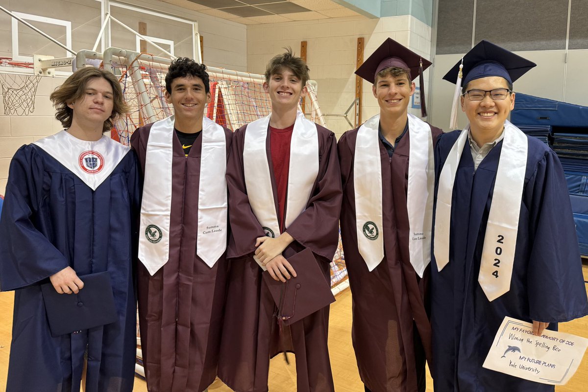 MrsBrem's tweet photo. Thank you, @DDEDolphins for inviting Cullen and his former graduating classmates back to celebrate! 💜🐬💛 Whet a special event for everyone. https://t.co/kgnEhaSVfw