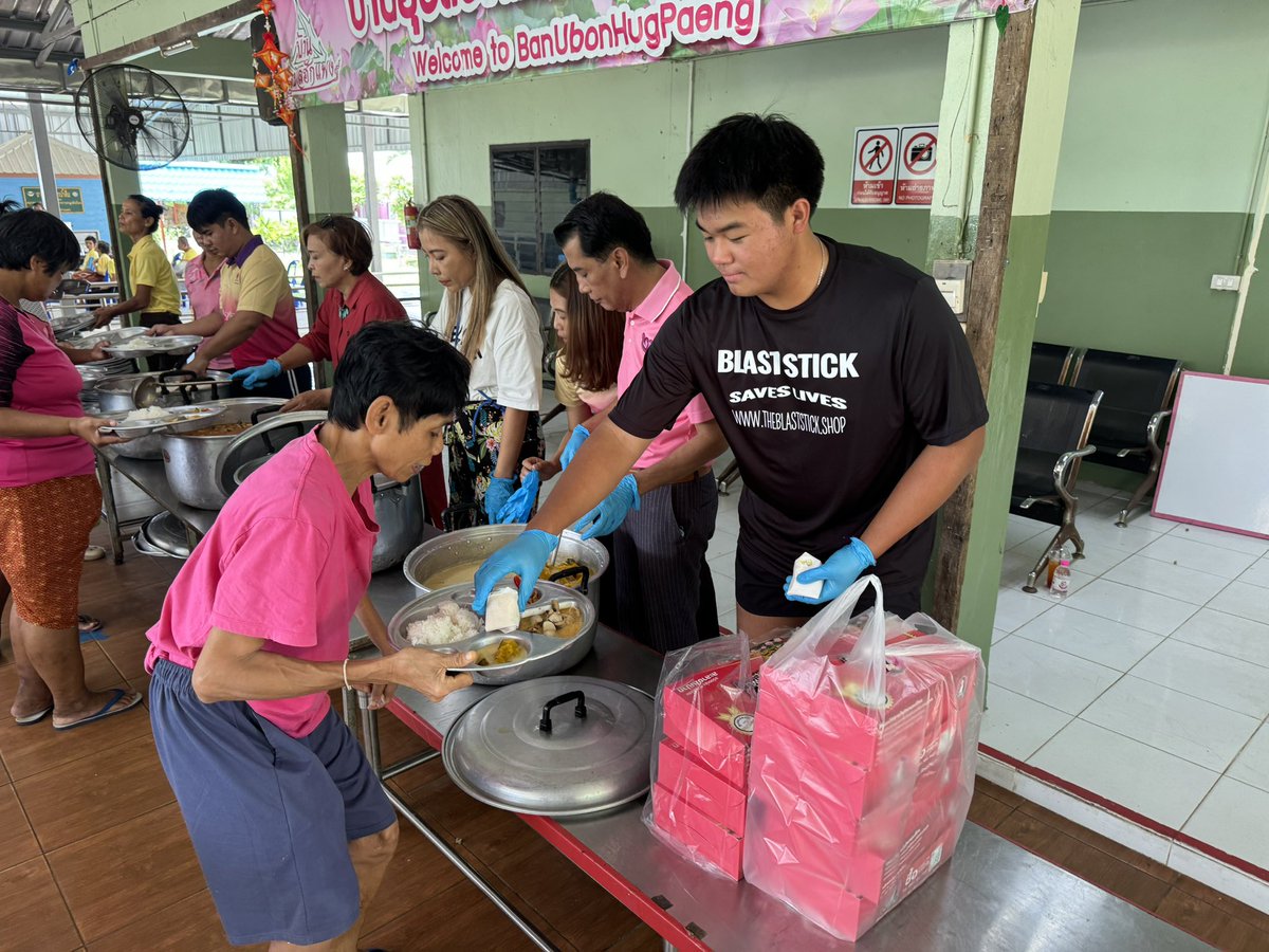 Travel baseball has always filled up my summers, but in light of losing Papa this year, our family decided that it was a priority to visit my Grandparents in Thailand. We donated lunch and some time to a disabled orphan facility in my Mom’s hometown of Ubon Ratchathani. #blessed