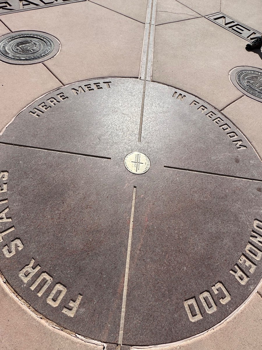 PresidentsVisit's tweet image. Pics from Four Corners! ➕🌵☀️🏜️🏖🗺🚙🎡 #SummerofJoe2024 #FourCorners